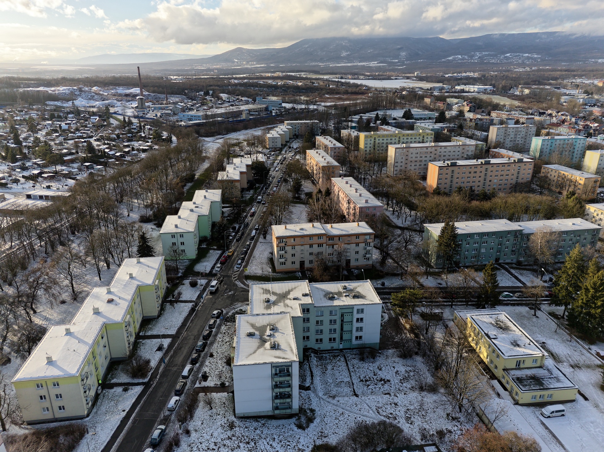 Byty Teplice Jaselská – investice s parkováním a ostrahou